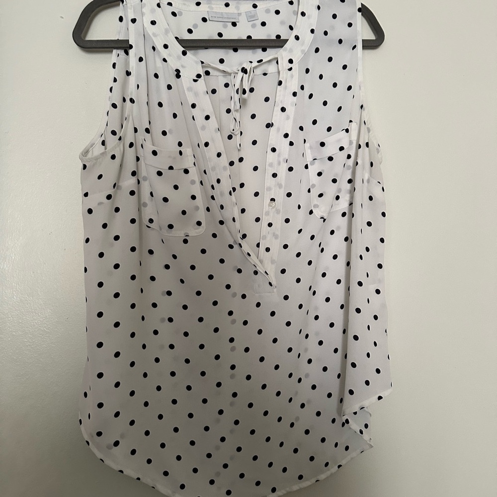 New York & Company Cream Sleeveless Bib Collar Blouse